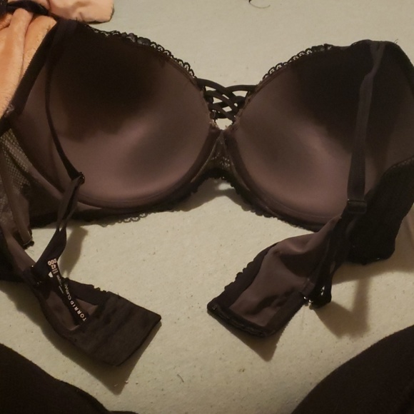 Black lace bra - Picture 3 of 4